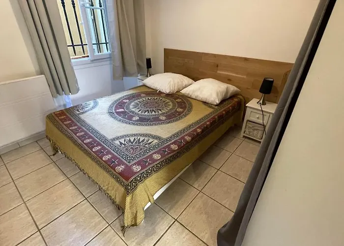 Modest One Bedroom